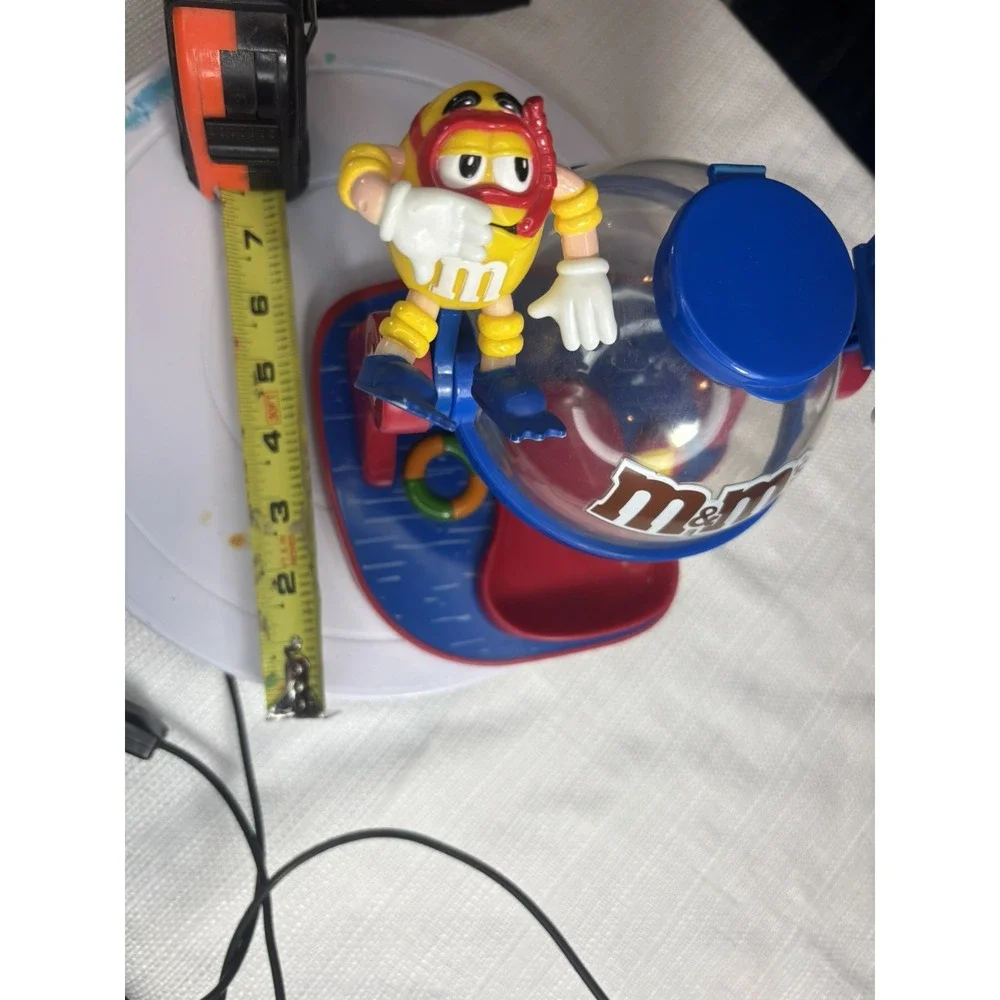 M&M's Vintage Beach Lifeguard Candy Dispenser with Red M&M & Yellow Peanut
